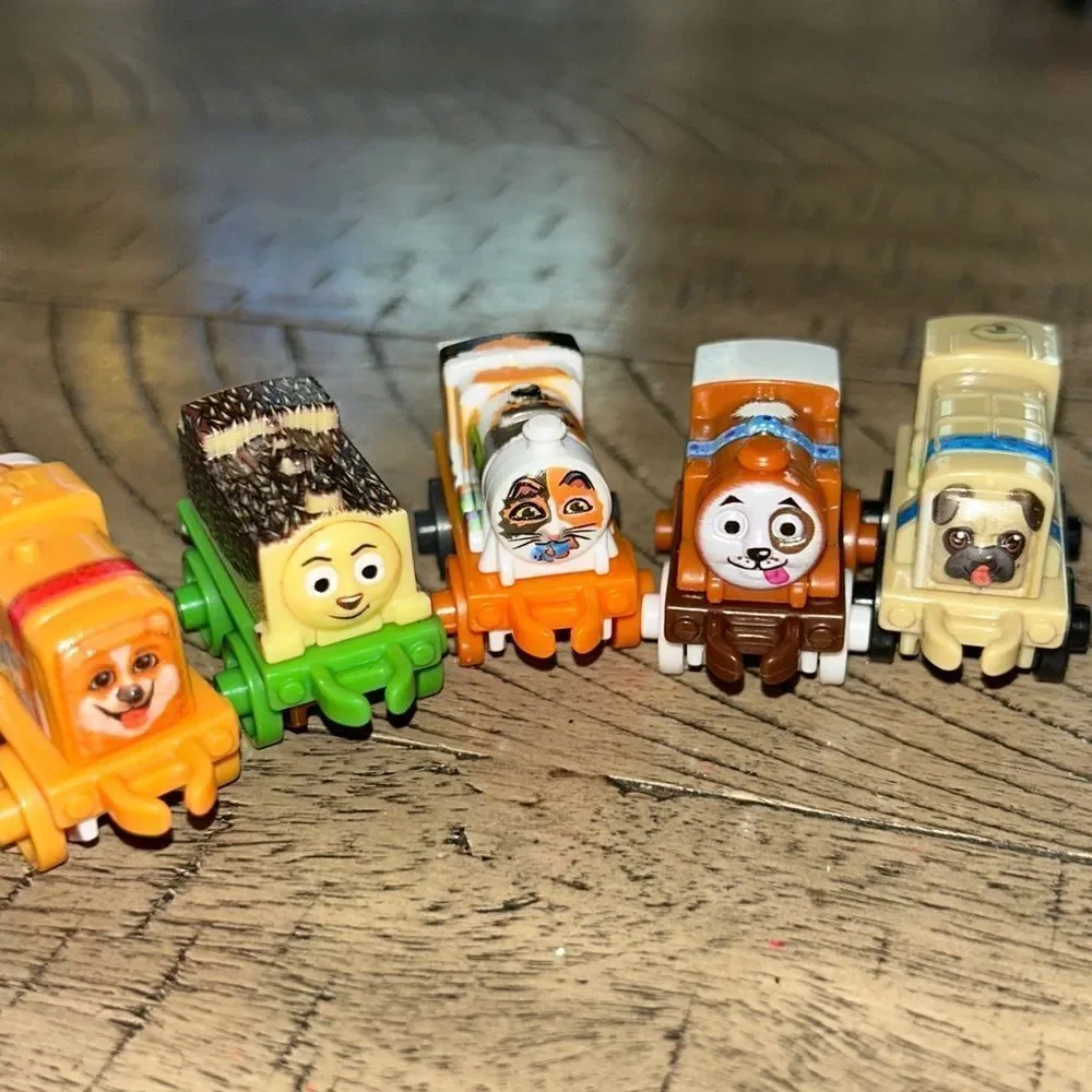 Mini Thomas Train 🚂 Toy Set. Choo Choo!! 13 mini engines Halloween🎃Animals 🦁